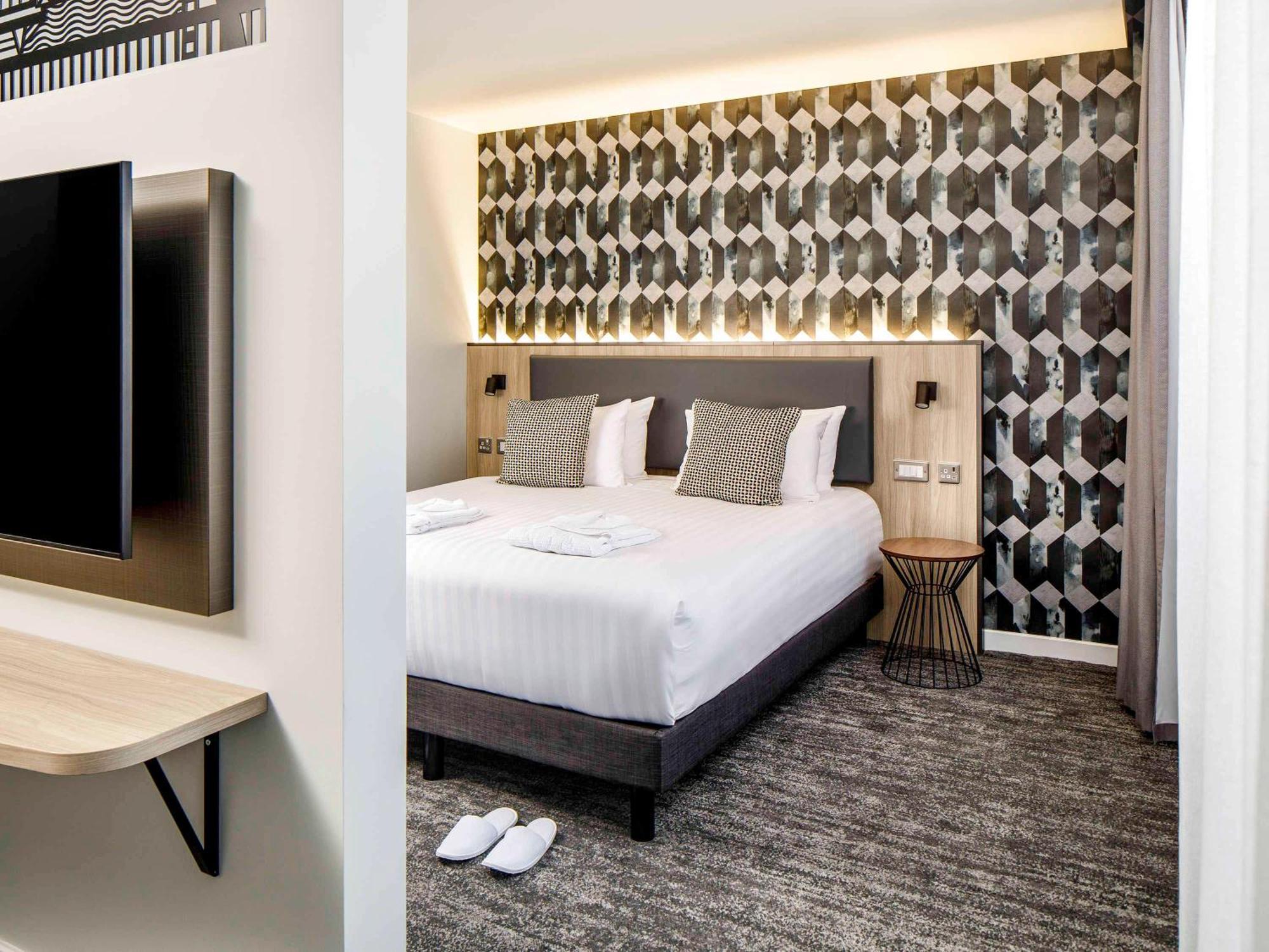 Mercure Newport Esterno foto