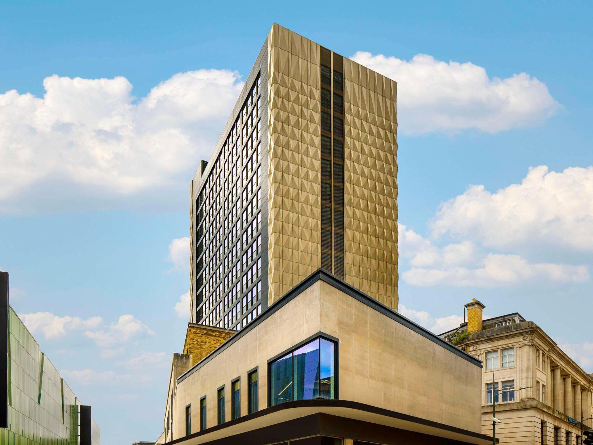 Mercure Newport Esterno foto