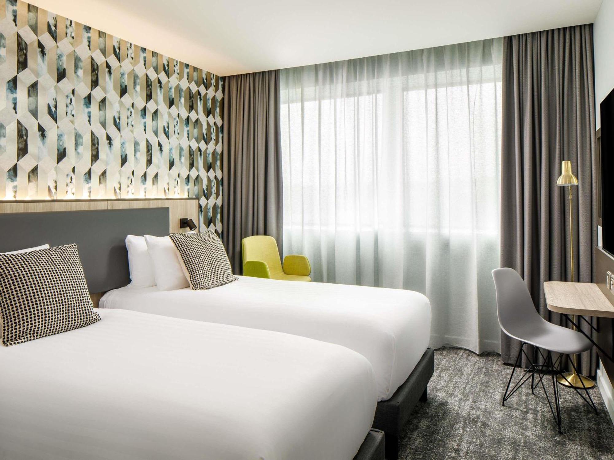 Mercure Newport Esterno foto